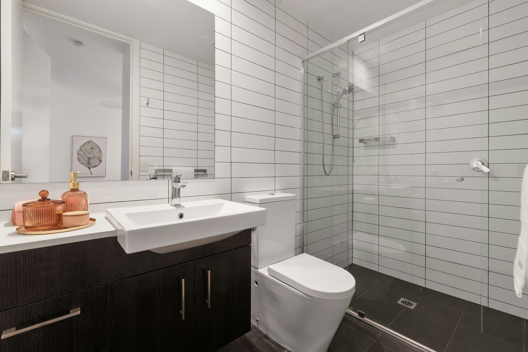 Abflussrohre im Badezimmer